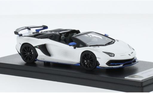Modelauto Lamborghini Aventador SVJ Xago Edition metallic wit 1/43 Look Smart