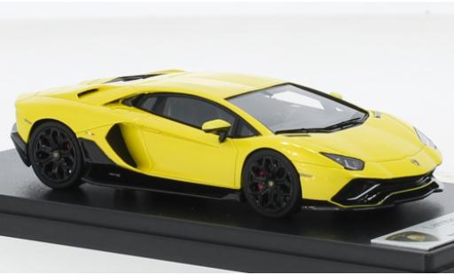 Modelauto Lamborghini Aventador Ultimae metallic geel 2021 1/43 Look Smart