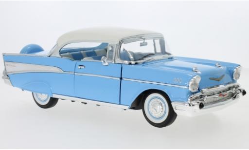 Modelauto Chevrolet Bel Air Coupe Hardtop blauw/wit 1957 1/18 Lucky Die Cast