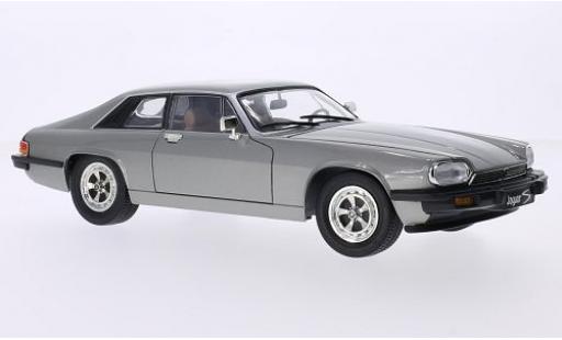Modelauto Jaguar XJS Base metallic grijs 1975 1/18 Lucky Die Cast