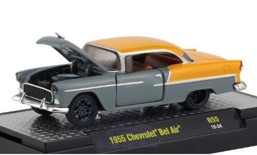 Modelauto Chevrolet Bel Air Coupe metallic grijs/mat-geel 1955 1/64 M2 Machines