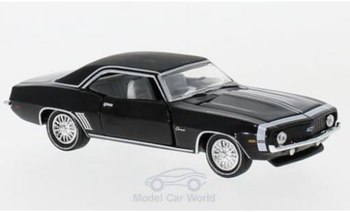 Modelauto Chevrolet Camaro Coupe 250 zwart 1969 1/64 M2 Machines