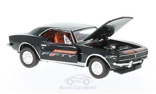 Modelauto Chevrolet Camaro Z28 Z/28 RS zwart/oranje 1967 Fifty Years 1/64 M2 Machines