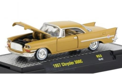 Modelauto Chrysler 300C Hardtop beige 1957 1/18 M2 Machines