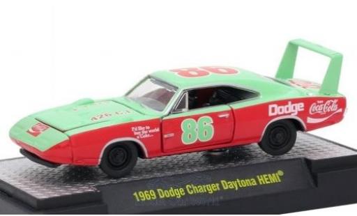 Modelauto Dodge Charger Daytona HEMI groen/rood Coca Cola 1969 1/64 M2 Machines