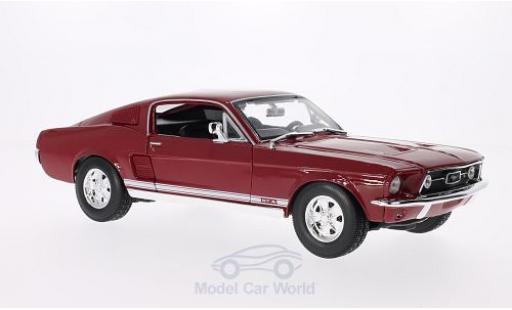 Modelauto Ford Mustang Fastback GTA rood 1967 1/18 Maisto