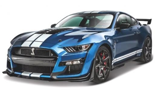 Modelauto Ford Mustang Shelby GT500 metallic blauw/wit 2020 1/18 Maisto