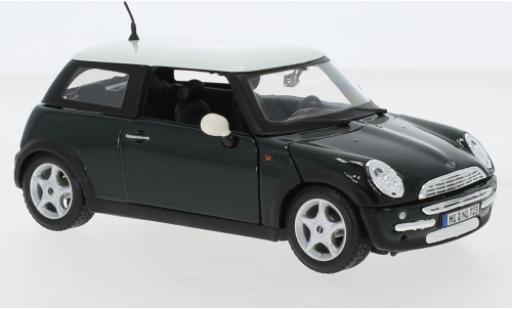 Modelauto Mini Cooper Base metallic groen/wit 1/24 Maisto