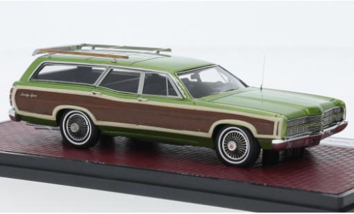Modelauto Ford LTD Country Squire metallic groen/optique de bois 1969 1/43 Matrix