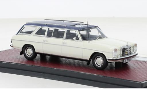 Modelauto Mercedes 230 Base /8 (V114) LWB Crayford Estate wit/blauw 1971 1/43 Matrix