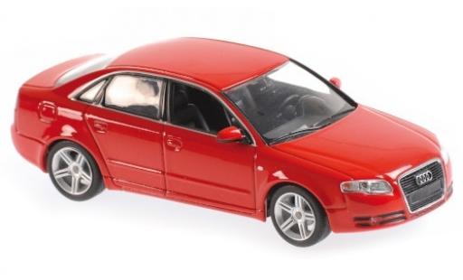 Modelauto Audi A4 berline rood 2004 1/43 Maxichamps