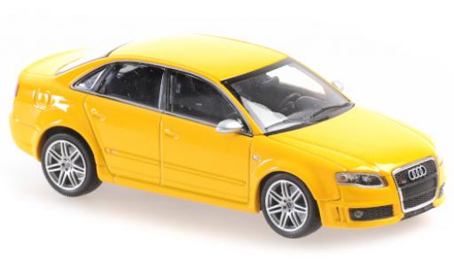 Modelauto Audi RS4 berline geel 2004 1/43 Maxichamps
