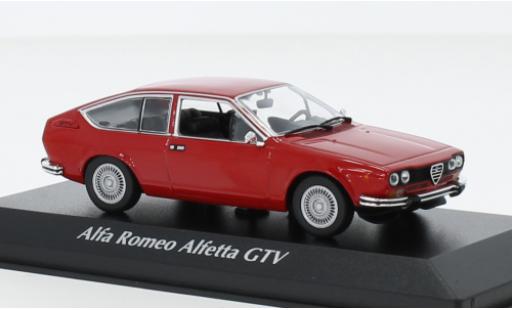 Modelauto Alfa Romeo Alfetta gtv rood 1976 1/43 Maxichamps