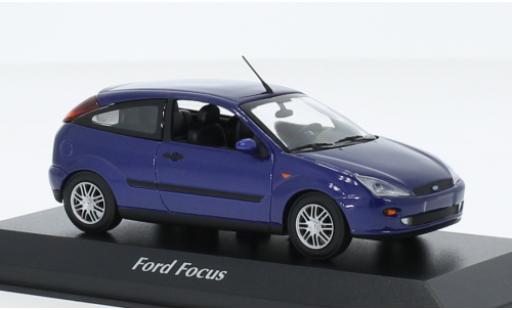 Modelauto Ford Focus Berline MK I metallic blauw 1998 1/43 Maxichamps