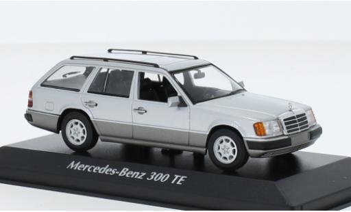 Modelauto Mercedes 300 Coupe TE (S124) d 1990 1/43 Maxichamps