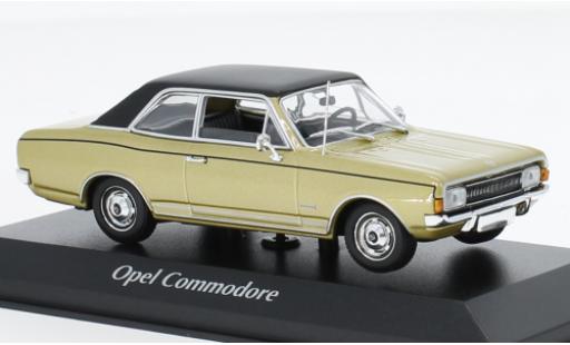 Modelauto Opel Commodore A metallic beige/zwart 1970 1/43 Maxichamps