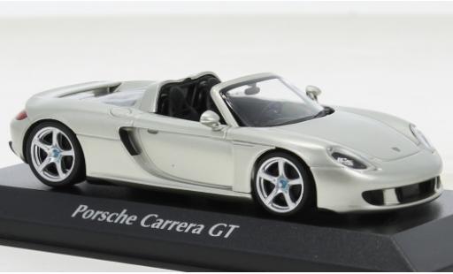 Modelauto Porsche Carrera GT Base grijs 2003 1/43 Maxichamps