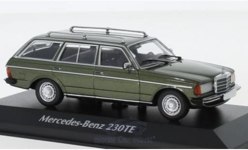 Modelauto Mercedes 230 Coupe TE (W123) metallic groen 1982 1/43 Maxichamps