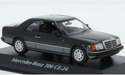 Modelauto Mercedes Classe E Coupe 300 CE-24 (C124) metallic zwart 1991 1/43 Maxichamps