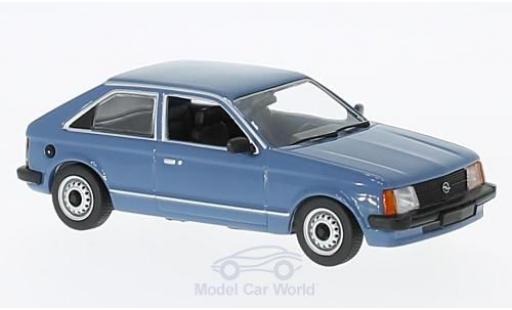 Modelauto Opel Kadett D Base D blauw 1979 1/43 Maxichamps