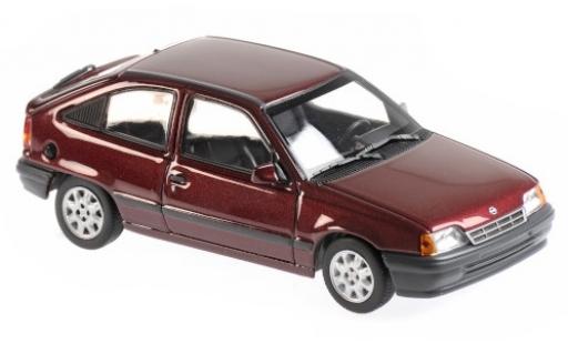 Modelauto Opel Kadett E 1.8i E metallic rood 1990 1/43 Maxichamps