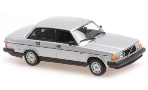 Modelauto Volvo 240 GL grijs 1986 1/43 Maxichamps