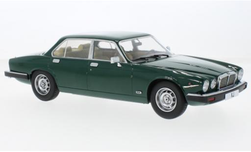 Modelauto Jaguar XJ Series III groen 1979 1/18 MCG