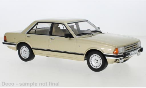Modelauto Ford Granada Berlina MK II 2.8 Ghia metallic beige 1982 1/18 MCG