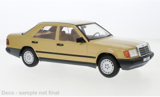 Modelauto Mercedes 300 Coupe E (W124) metallic beige 1984 1/18 MCG