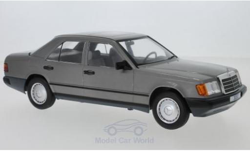 Modelauto Mercedes 300 Coupe D (W124) metallic grijs 1984 1/18 MCG