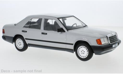 Modelauto Mercedes 300 Coupe E (W124) grijs 1984 1/18 MCG
