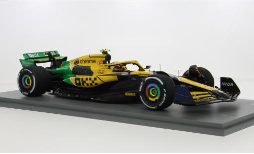 Modelauto McLaren F1 Base MCL38 GP Monaco 2024 Team #4 L.Norris 1/18 Spark