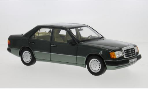 Modelauto Mercedes 230 Base E (W124) groen/groen 1990 1/18 Norev