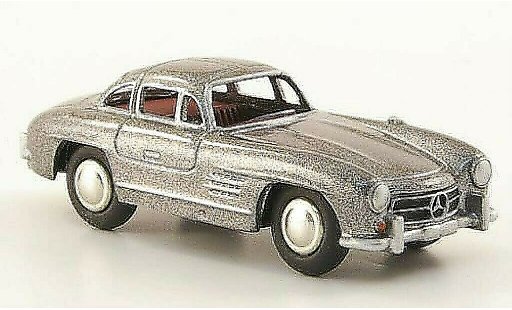 Mercedes 300 Base 1/87 Bub (W 198) grijs modelauto