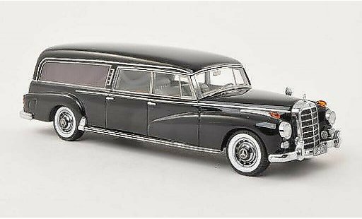 Mercedes 300 Utilitaire 1/43 Matrix (W186) Binz Hearse zwart Leichenwagen 1956 modelauto