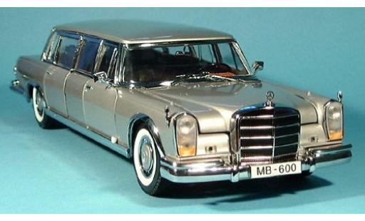 Modelauto Mercedes 600 Pullman grijs 1/18 Sun Star