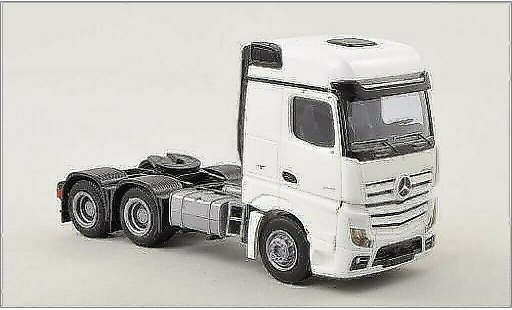 Mercedes Actros Bigspace 1/87 AWM 2 wit Solo-Zugmaschine 3-achsig wit modelauto
