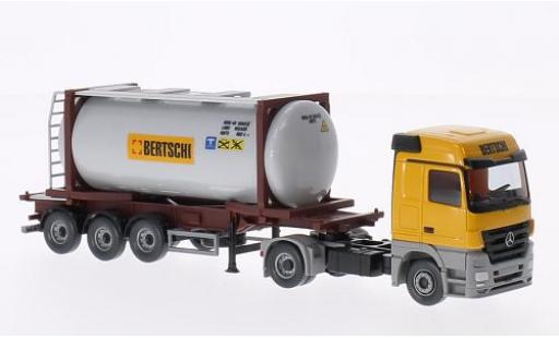 Modelauto Mercedes Actros Base Bertschi 1/87 Wiking