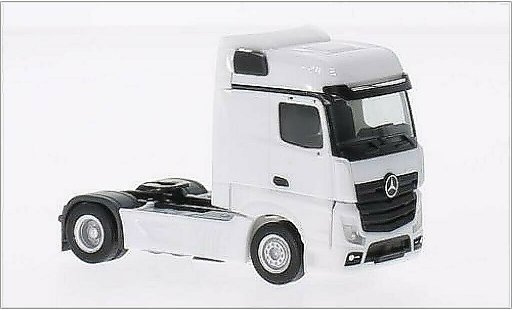 Mercedes Actros Bigspace 1/87 Herpa wit modelauto