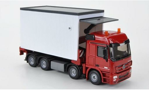 Mercedes Actros Base 1/50 Siku Garagentransporter met Ladegut modelauto