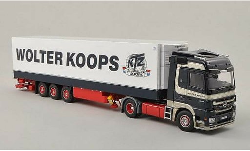 Mercedes Actros Base 1/50 Tekno LH MP3 Wolter Koops (NL) Kuhlkoffer-SZ modelauto