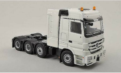 Mercedes Actros Base 1/50 Tekno MP3 wit 8x4 Schwerlastzugmaschine modelauto