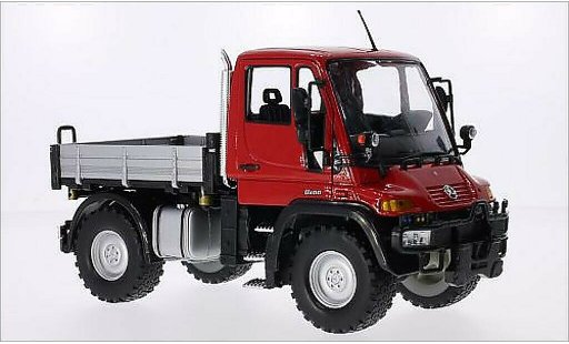 Mercedes Unimog U300-U5023 1/24 Welly U400 rood modelauto