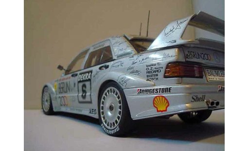 Mercedes 190 DTM 1/18 Autoart e 25 16v evo2 1992 modelauto