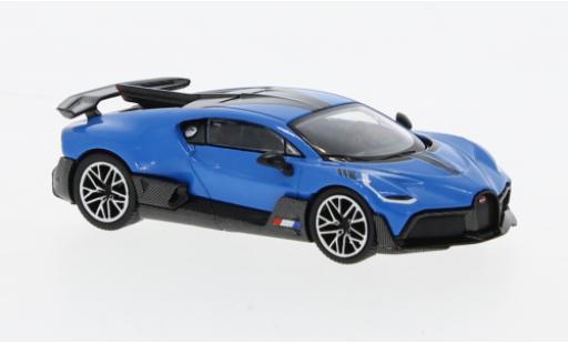 Modelauto Bugatti Divo coupe blauw 1/64 Mini GT