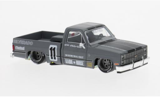 Modelauto Chevrolet Silverado pickup grijs 1980 1/64 Mini GT
