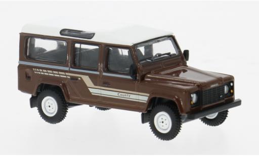 Modelauto Land Rover Defender 110 County Station Wagon bruin 1985 1/64 Mini GT