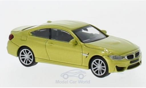 Modelauto Bmw M4 coupe metallic geel 2015 1/87 Minichamps