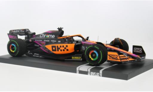 Modelauto McLaren F1 MCL36 No.3 Team formule 1 GP Singapur 2022 1/18 Minichamps