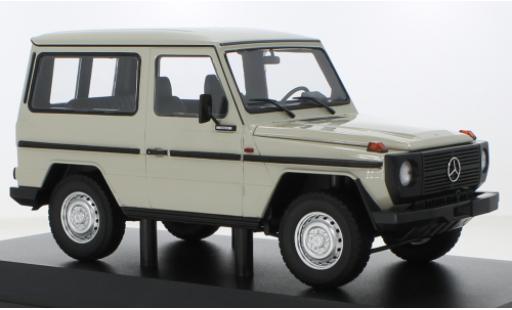 Modelauto Mercedes Classe G SWB G-Modell (W460) grijs 1980 1/18 Minichamps